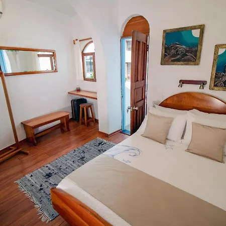 Hotel Casa Blanca Puerto Baquerizo Moreno Room photo